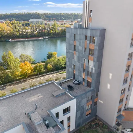 Sunset Terrace Apartment