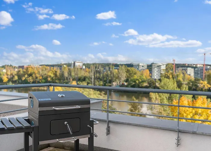 Sunset Terrace Apartment *