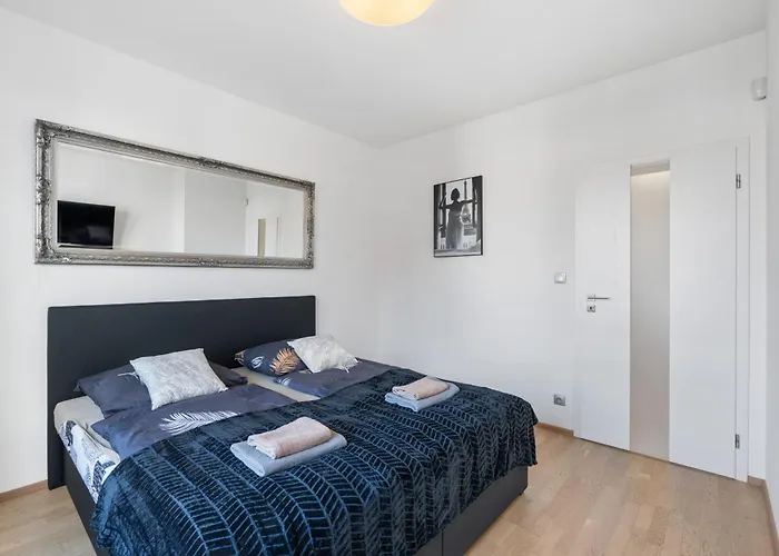 Sunset Terrace Apartment